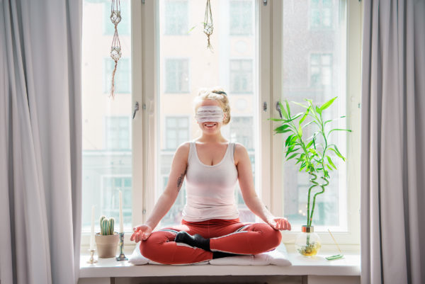 Maski_meditaatio_01_netti