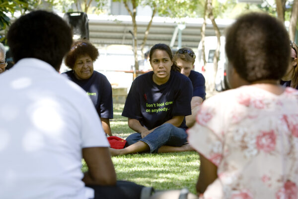 Cathy_Freeman_talks_to_survivors_of_domestic_violence_(10679044746)