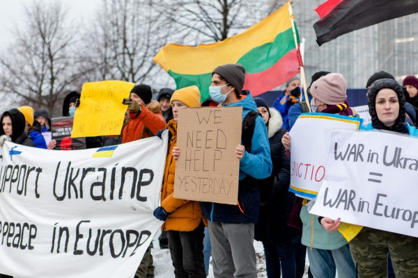 2022-venäjä-ukrainan-miekkari-nikki-netti-2000-6