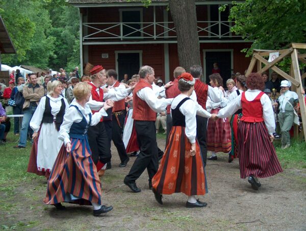 tanssivapodi-kuva
