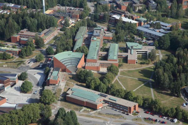 Aalto University campus_ aerial_summer2018_Pic by Suomen Ilmakuva_18A44-123